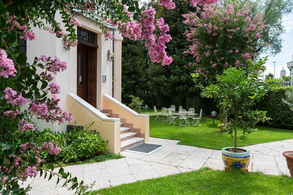 Residence Villa Mainard Верона Екстер'єр фото