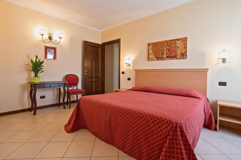 Residence Villa Mainard Верона Екстер'єр фото